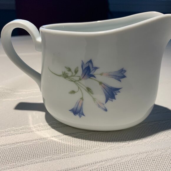 CorningWare Blue Dusk Bluebells - Picture 1 of 4